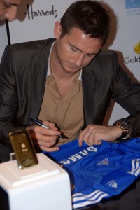 Frank Lampard 4 200x300 Frank Lampard Goldgenie Signature iPod Launch at Harrod's