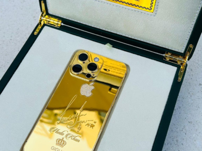 24K Gold iPhone 16