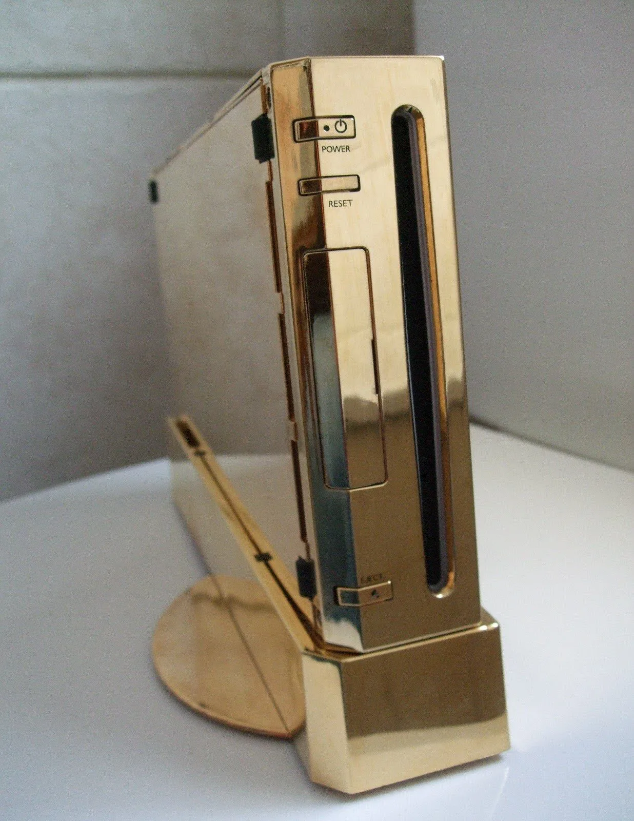 2010 – Gold Nintendo Wii - Goldgenie