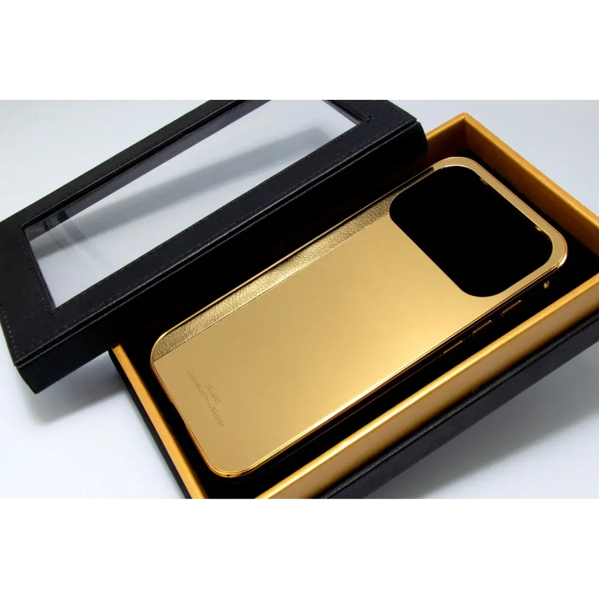 24k Gold iPhone 17 Pro Pro Max Custom Cover