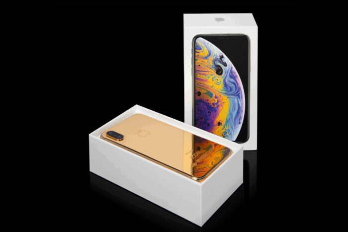 gold iphone icon in box scaled 1.jpg