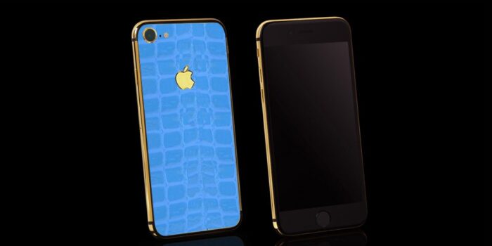 ip7 croc sky b straight3.jpg