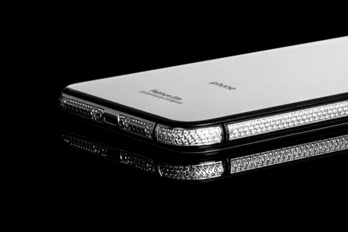 platinum ipxs diamond clusterclose up scaled 1.jpg